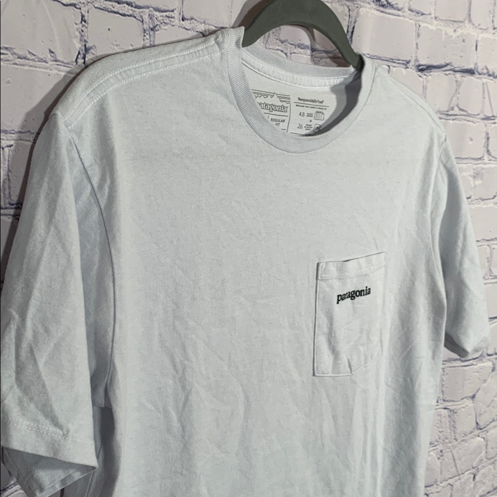 Patagonia Mens Line Logo Ridge Pocket Responsibill-Tee Blue Size XS Regular Fit - Picture 2 of 5